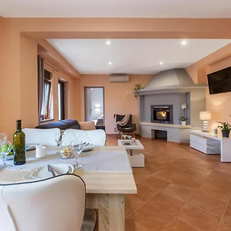 1 Bedroom Stunning In * Pula